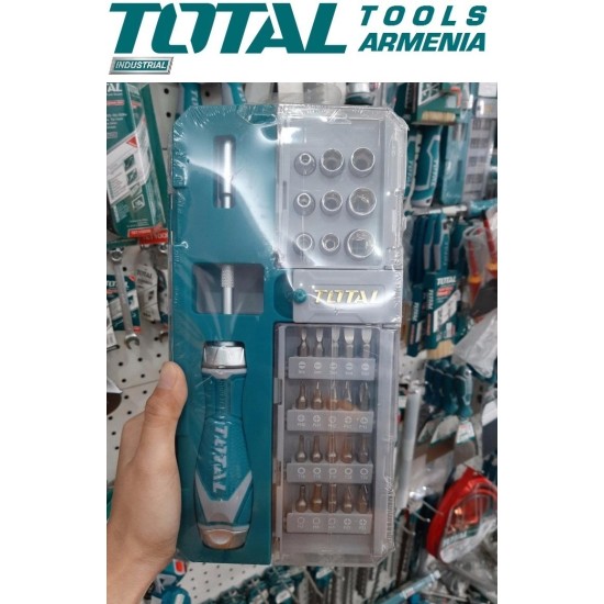 Reversible screwdriver with attachments 33pcs.
