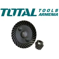 Big gear (32 teeth) / small gear (9 teeth)